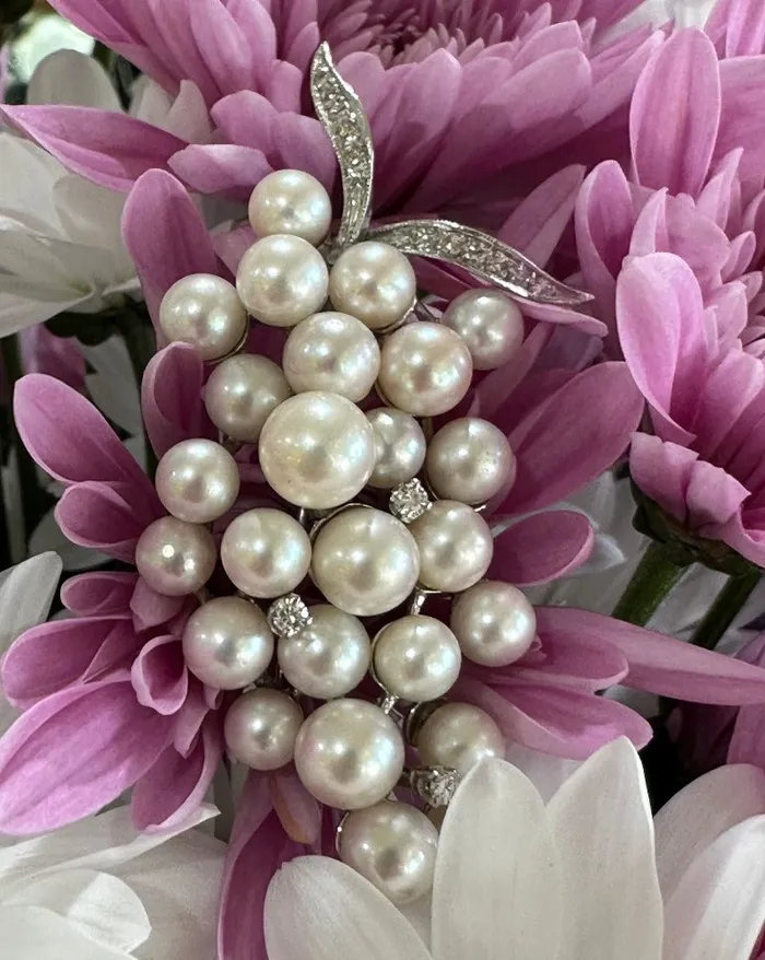 Earrings 14 Karat White Gold Grape Cluster Cultured Pearl Diamond Pin 54800479 ONeills Estate Jewelry