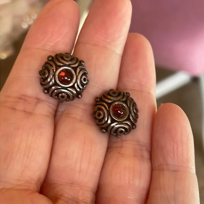 Earrings Garnet Stud Earrings Bali Sterling Silver Vintage Vintage Paris Jewelry Earrings Garnet Stud Earrings Bali Sterling Silver Vintage Vintage Paris Jewelry