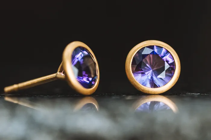 Earrings Kimberly Collins 18k Yellow Gold Amethyst Bezel Set Stud Earrings