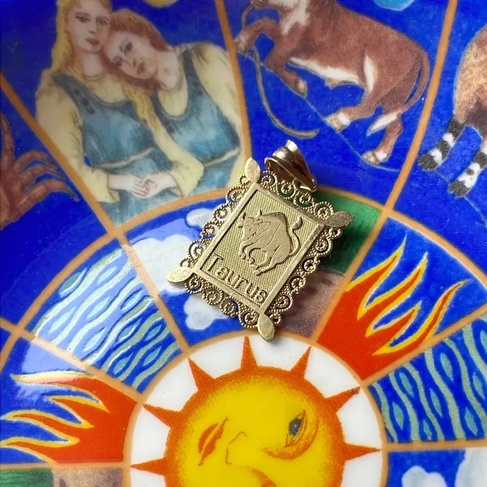 Vintage Paris Jewelry PreStyled Sets Taurus Pendant Zodiac 10k Gold Vintage